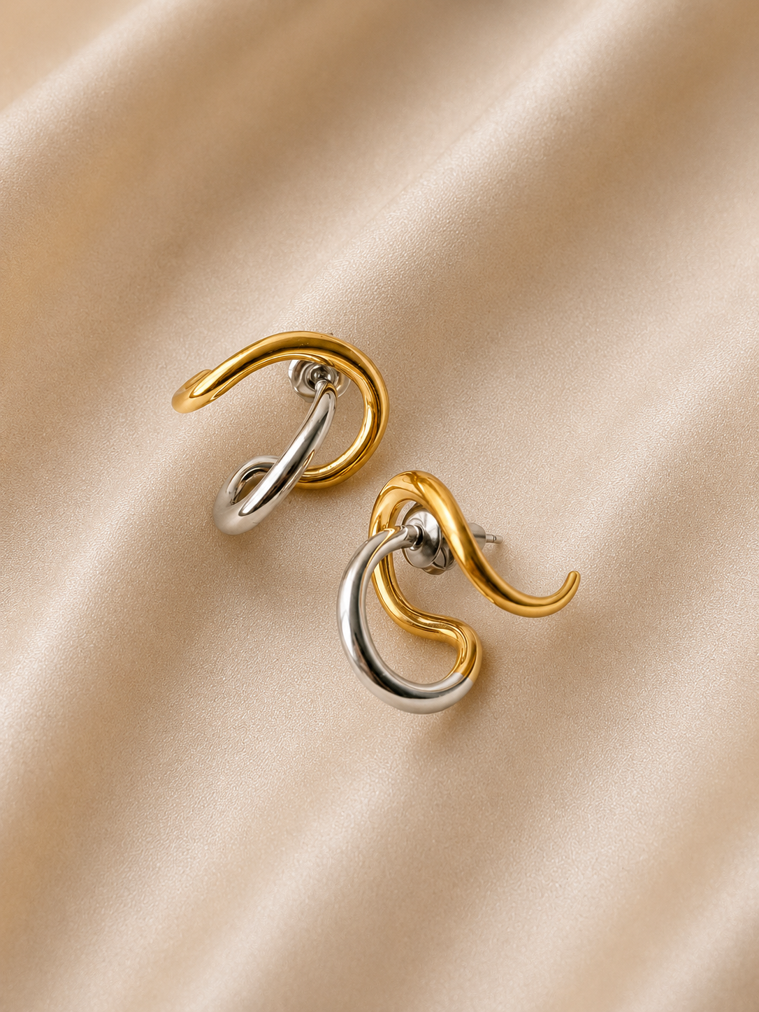 Paire de boucles d’oreilles géométrique bicolore Lou