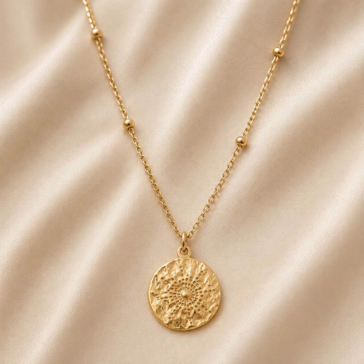 Collier billes pendentif bohème Noa