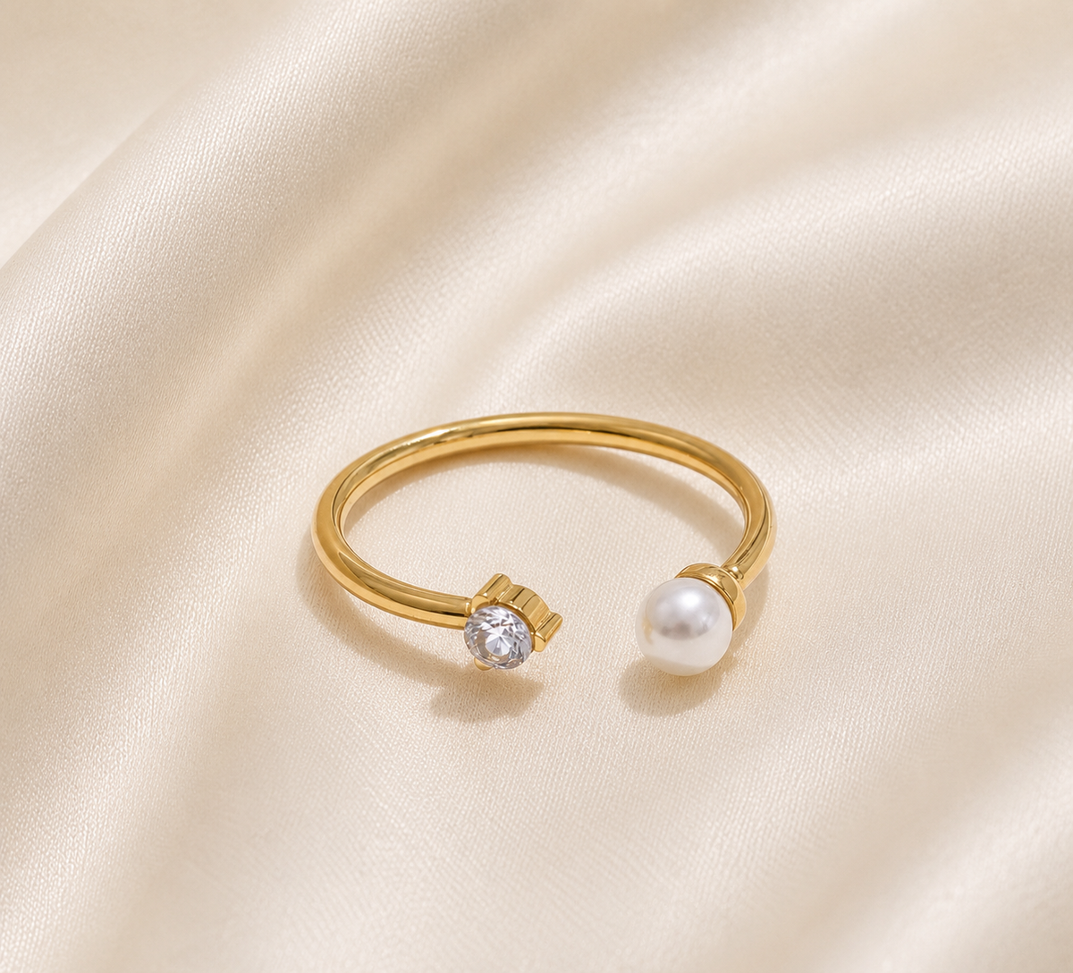 Bague ajustable ouverte zircon et perle Nami